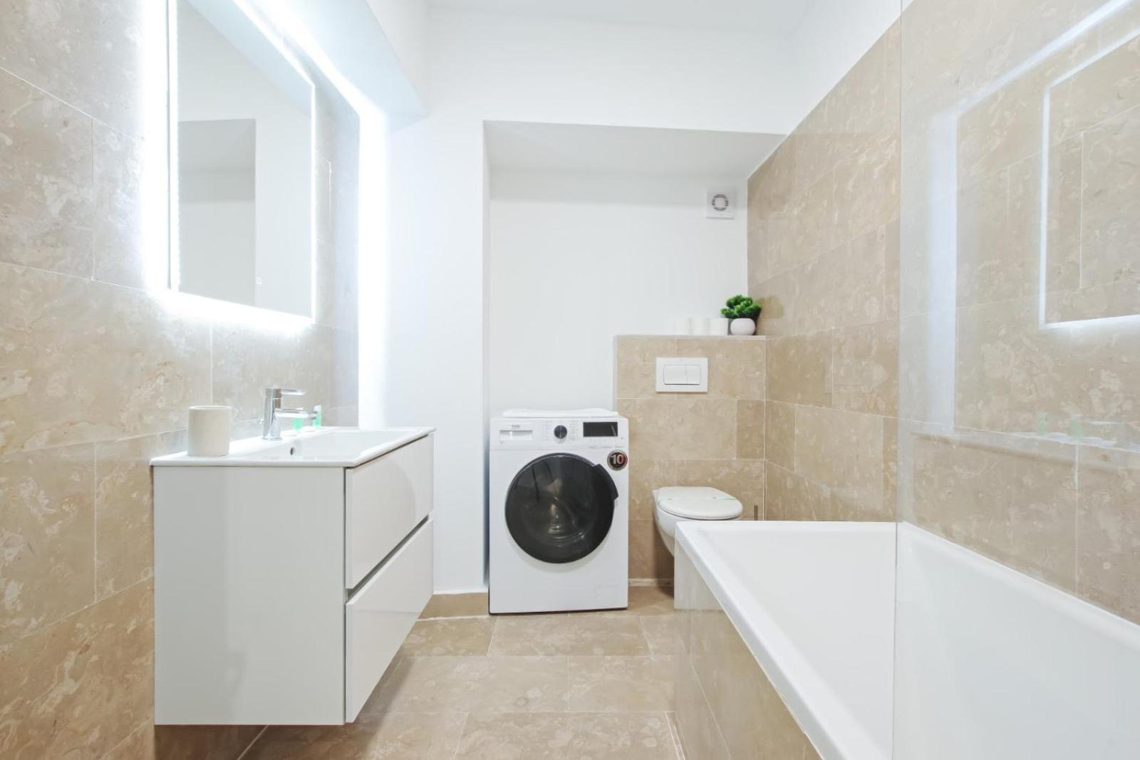 Himson-Blue Apartament Ясси Екстер'єр фото